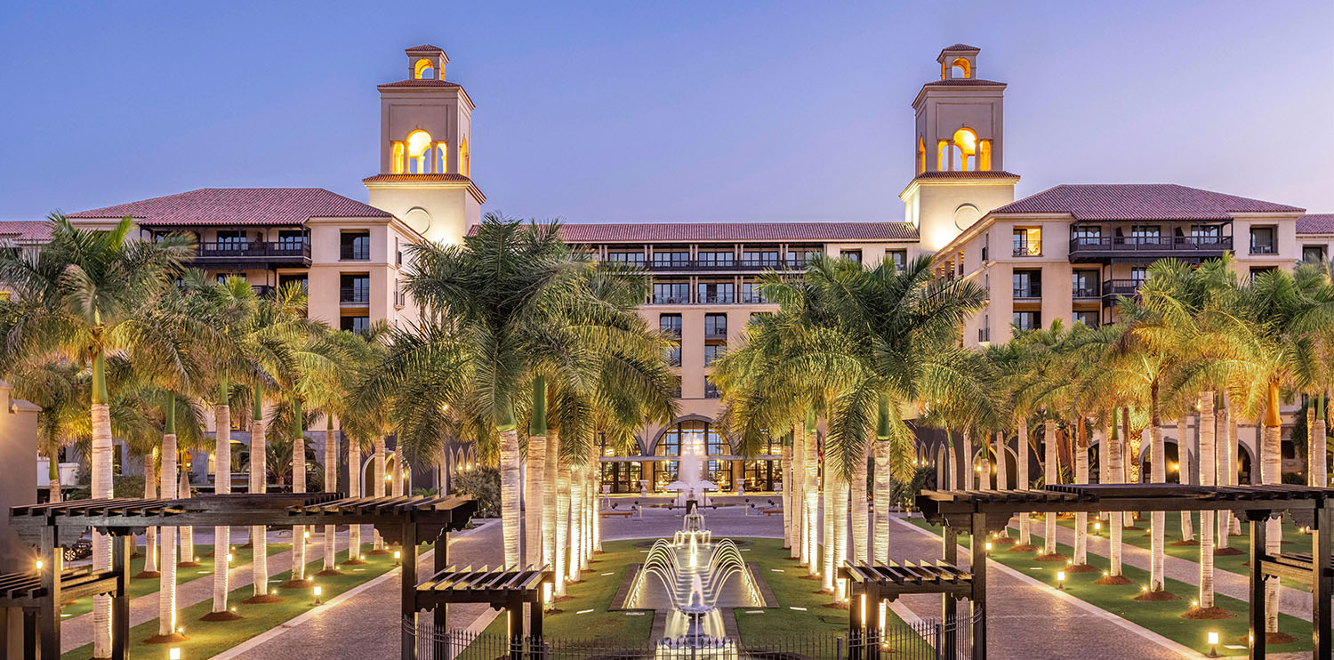  Emblematic image of the facade of the Lopesan Costa Meloneras Hotel, Resort & Spa in Gran Canaria 